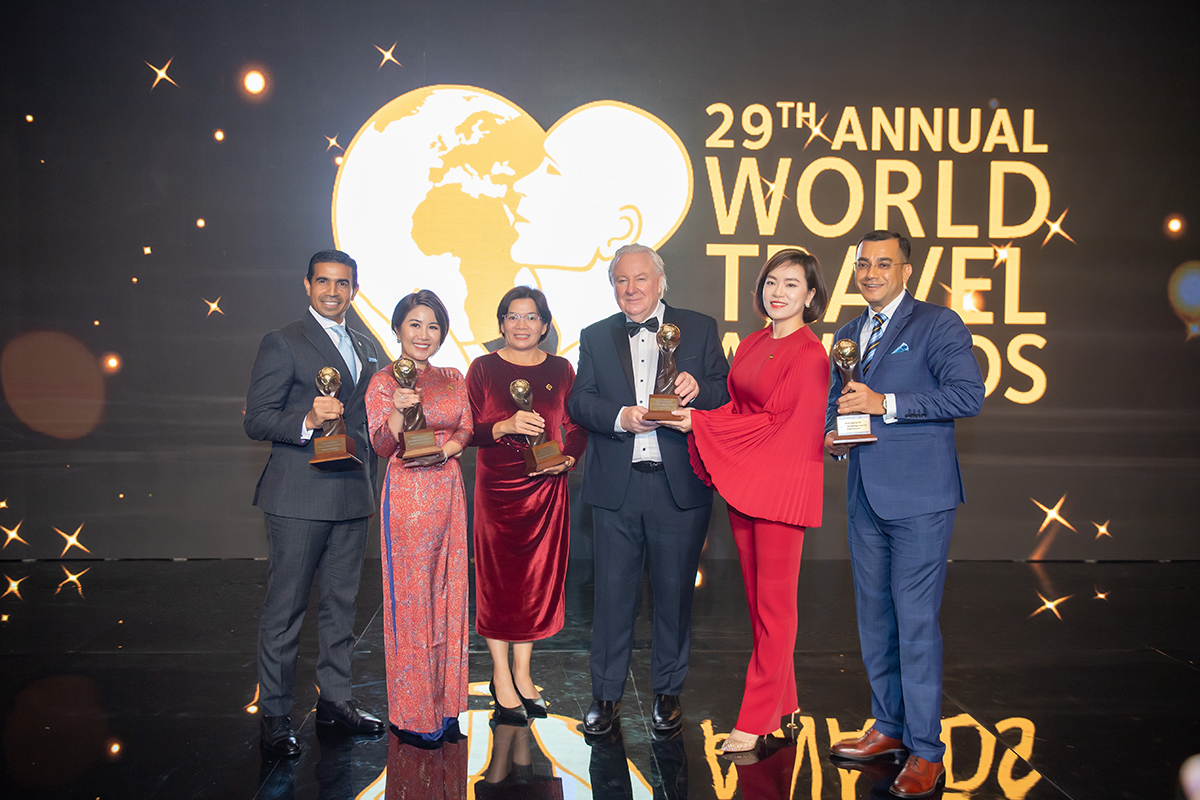 Sun Group đón nhận giải thưởng “Tập đoàn du lịch hàng đầu Châu Á